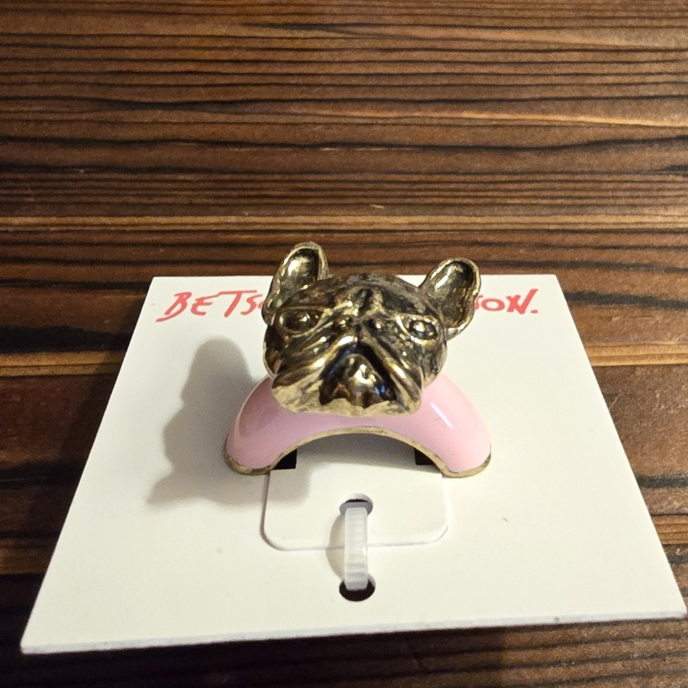 Betsey Johnson Frenchie Ring! Stretch ring! Fits most! - Picture 3 of 11